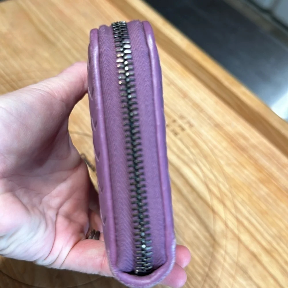 Bottega Veneta wallet. Great used condition.  Comes with cards and box.